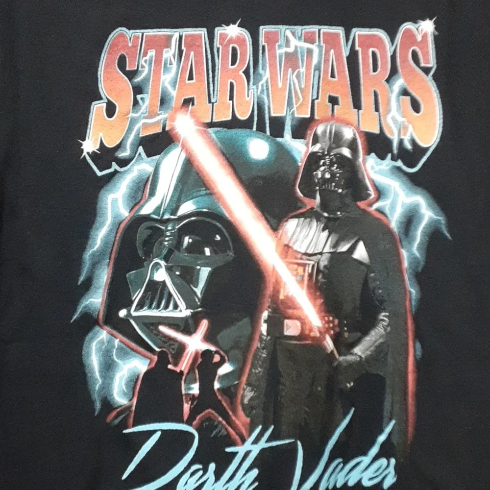 Mad engine Star Wars Darth Vader Graphic T shirt. NWT - Picture 2 of 3